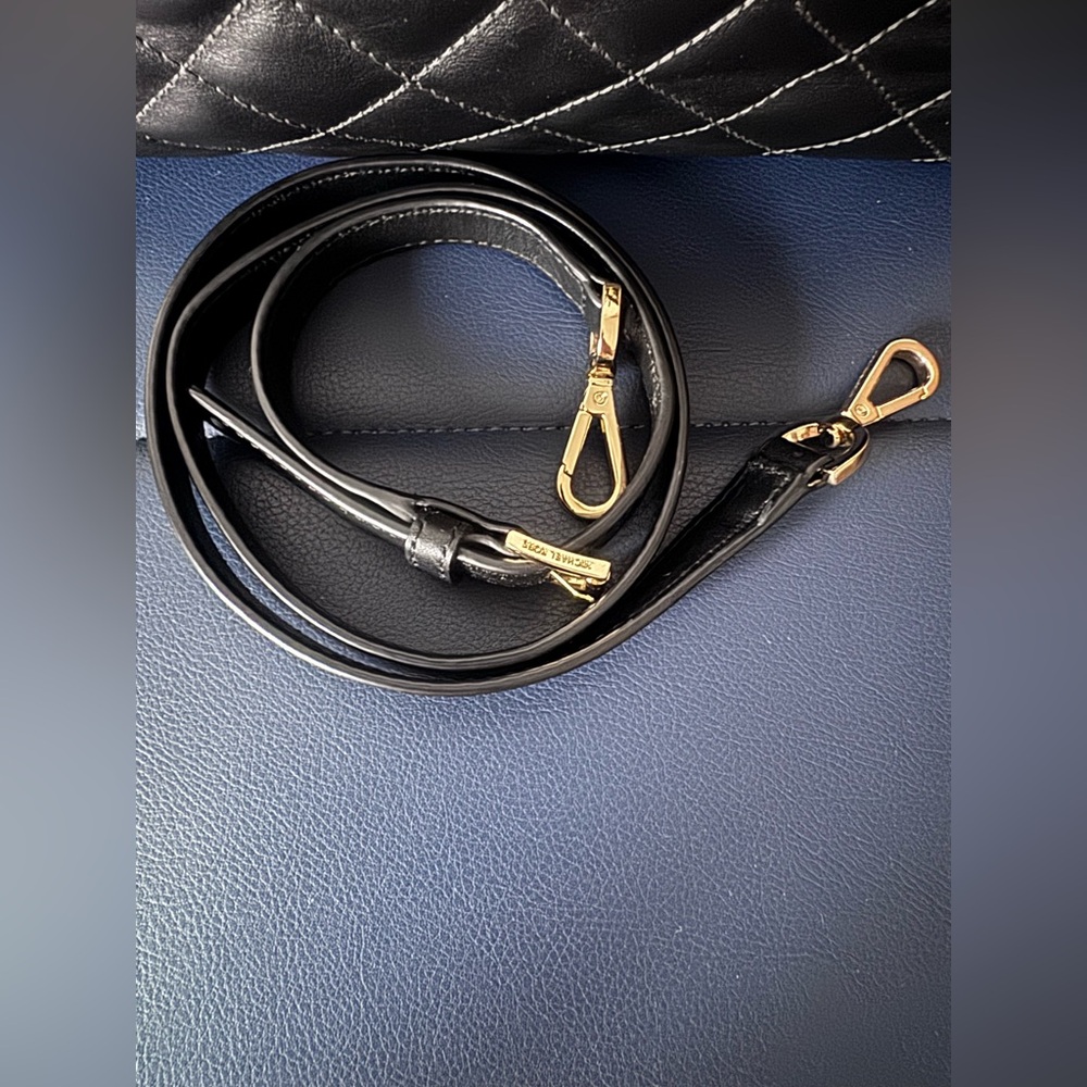 Michael Kors Black Quilted Leather Satchel Tote Bag - Picture 4 of 13
